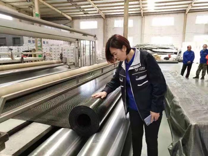 沼气池土工膜实拍图1_厂家鸿跃环保