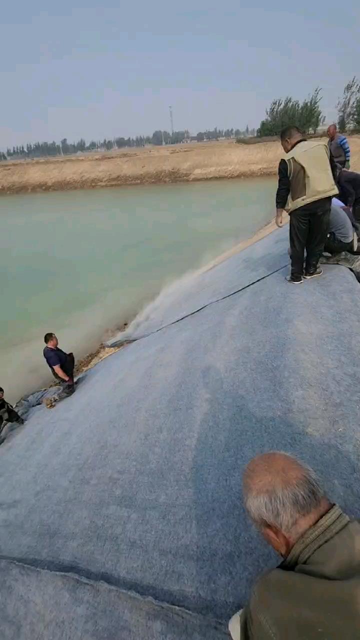 水泥毯帆布厂家_鸿跃环保
