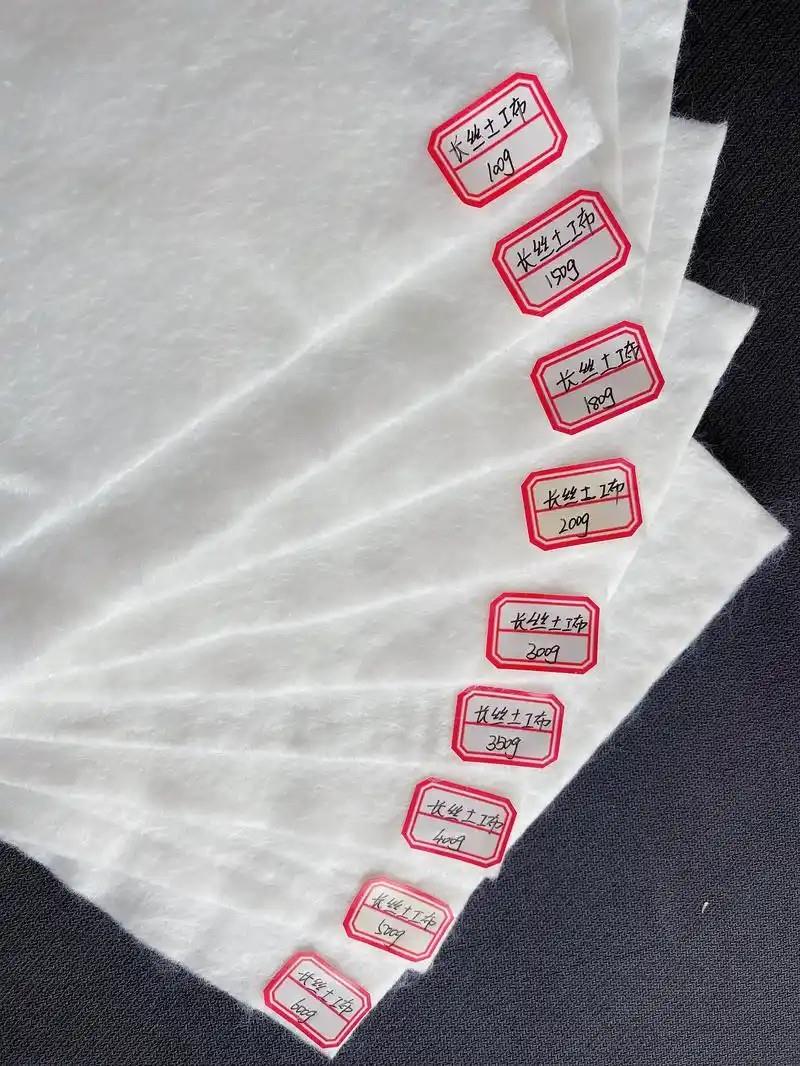 防渗土工布实拍图10_厂家鸿跃环保