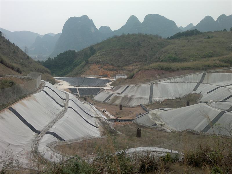 填埋场土工膜实拍图15_厂家鸿跃环保
