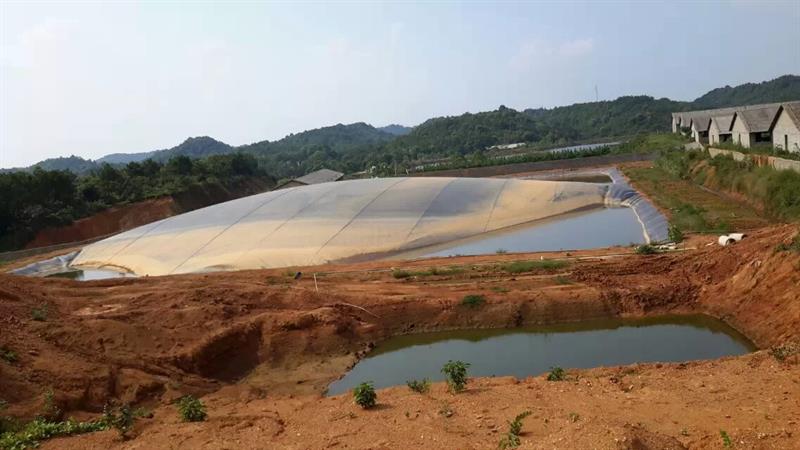 垃圾填埋场土工膜实拍图9_厂家鸿跃环保