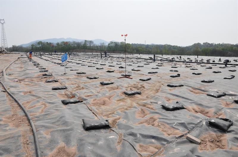 垃圾填埋场土工膜实拍图14_厂家鸿跃环保